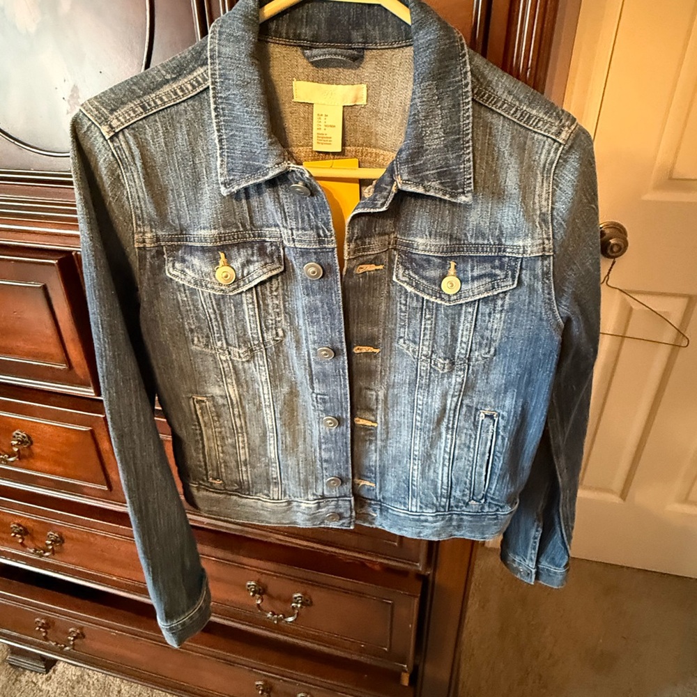 H&M Med  Blue Denim Jacket